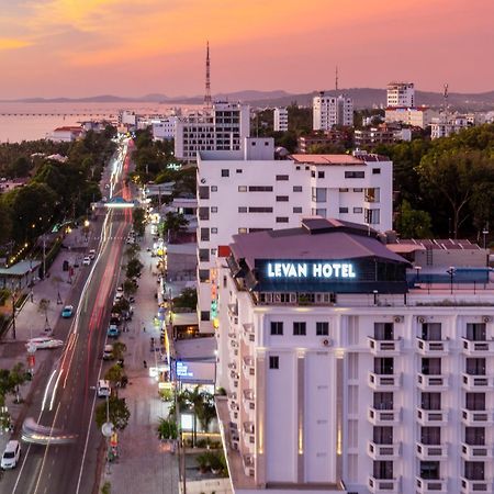 דואונג דונג Levan Hotel מראה חיצוני תמונה